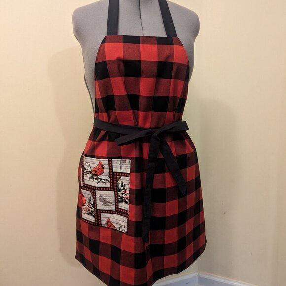 NWT Handmade Reversible Apron - Cardinals and buffalo plaid - One Size - OOAK - Picture 3 of 4
